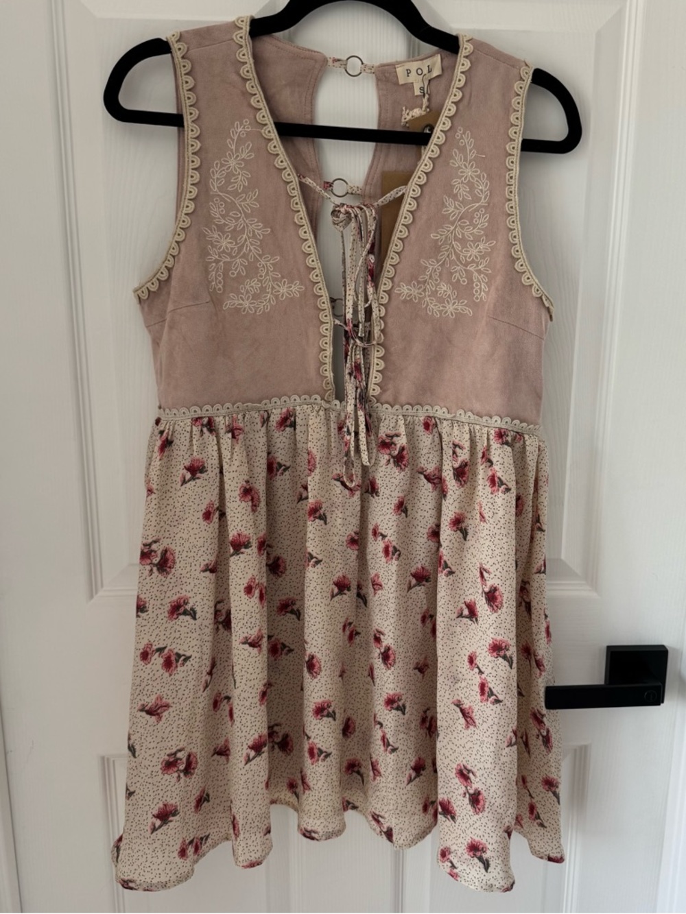 POL NWT Pink Tunic Boho Tie Front Lace Trim Suede Floral Embroidered